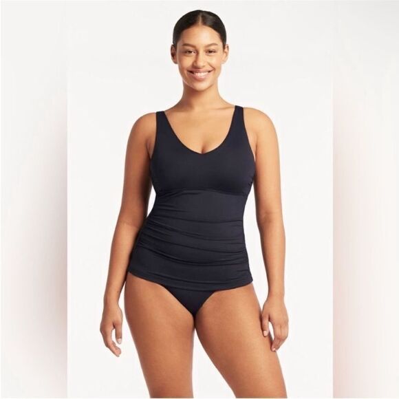 Sea level Swim NWT Eco Essentials Tank fits up to DD
Tankini in Black Size 10 - Picture 7 of 9